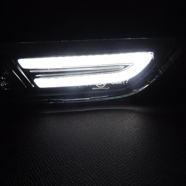 ファイバーLED発光♪ 8連LED搭載♪ クリアレンズ インナークローム タイプ 日産 サイドマーカ...
