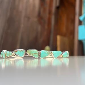 ホワイトバッファローバングル インディアンジュエリー/ネイティブ