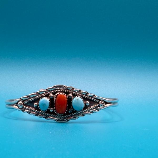 ターコイズとコーラルのコンビバングル インディアンジュエリー/ネイティブアメリカン/ナバホ族/アメカ...