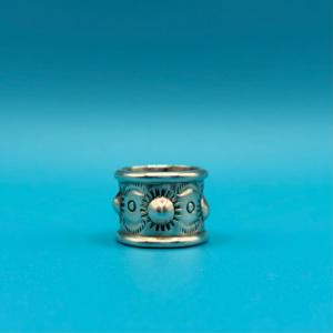VINTAGE インディアンジュエリー インレイマルチカラーリング Indian Jewelry FUNNY公式ストア ズニ族 Bonnie Quam マルチカラー
