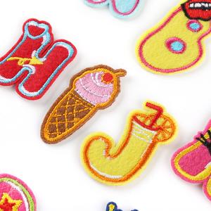 プレシャスデザイン アルファベットワッペン ア...の詳細画像1