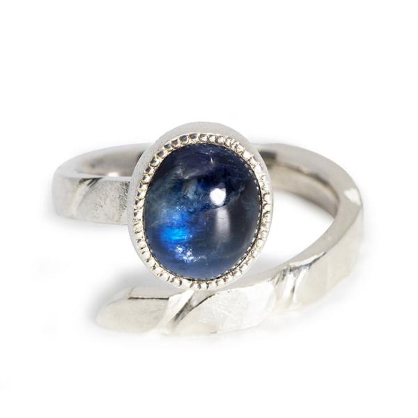 【一点もの】カイヤナイト シルバーリング【流星】