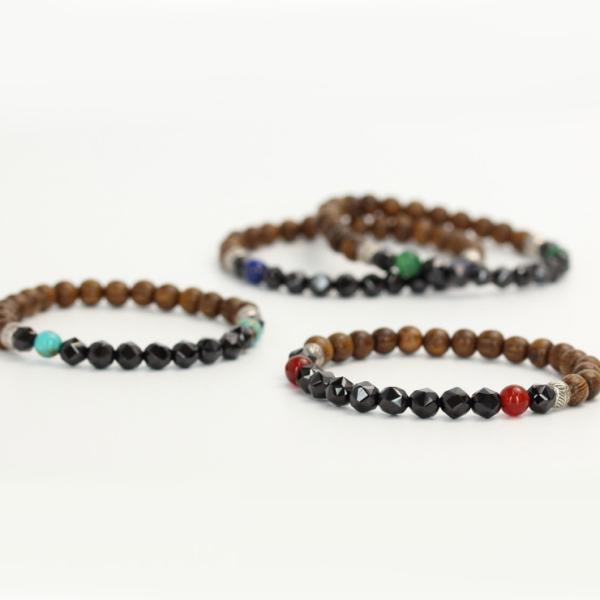 ウッドビーズ 細ブレスレット スターカットスピネル(全５色)