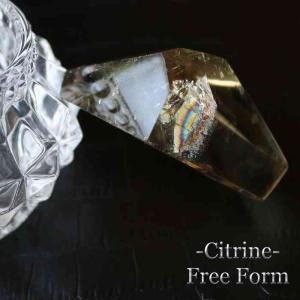 エルバ島 パイライト 原石 pyrite 黄鉄鉱 愚者の黄金 天然石 鉱物 1点