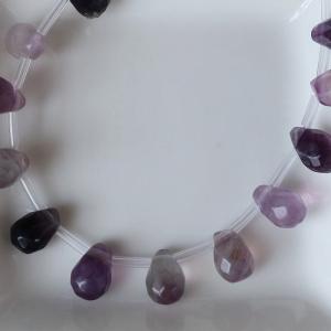 フローライト 雫 カット ビーズ 粒売り 1粒...の詳細画像1