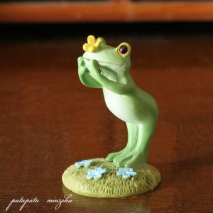 Copeau コポー 花を持つカエル アジサイ 紫陽花 置物 ダイカイ カメラ