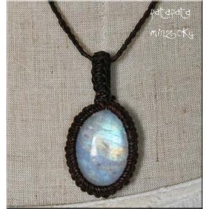 ヒマラヤ水晶原石（ガネーシュヒマール産）レア水晶 マクラメ編み