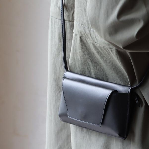 ショルダーバッグ バッグ ミニ コンパクト 財布 ウォレット レディース 無地 PUレザー 合皮 ポ...