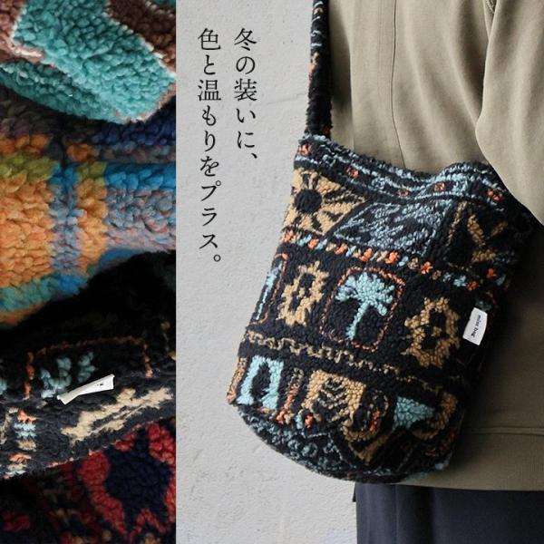 ショルダーバッグ バッグ カバン 肩掛け 斜め掛け レディース ボア 総柄 内ポケット付き スナップ...