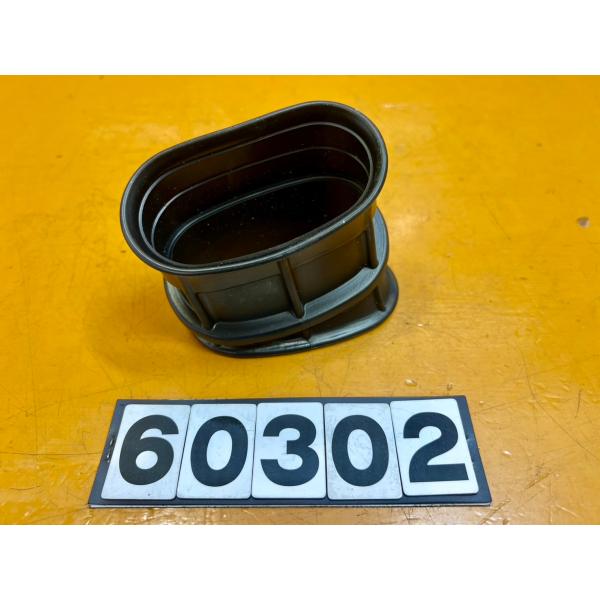 【送料無料!!】60302 新品 HONDA ホンダ CBR600RR 純正インシュレーター 172...