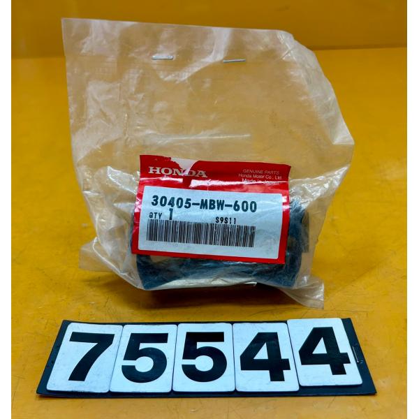 【送料無料!!】75544 新品 HONDA ホンダ 純正CDI ラバー ゴム 30405-MBW-...