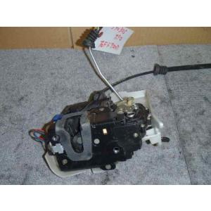 VW ポロ GH-9NBBY 右フロント　　右F　ドアロック　アクチュエーター