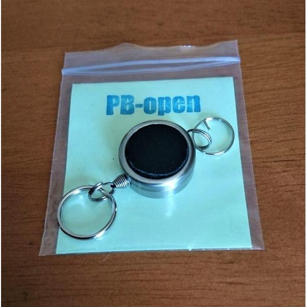 ストラップ用　リール　黒革　【限定】