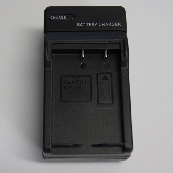 【送料無料】FUJIFILM NP-95対応互換急速充電器☆FinePix F30/F31fd/RE...