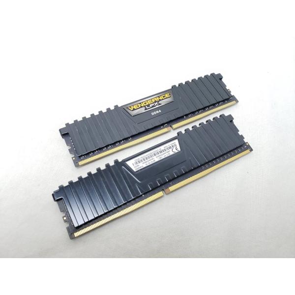 (中古) CMK16GX4M2B3200C16 /バルク