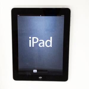 中古 美品 【第1世代】 iPad Wi-Fi+Cellular 3Gモデル 64GB シルバー MC497J/A A1337 9.7インチ タブレット 本体のみ apple アップル【Aランク】｜pctky