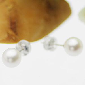 パール ピアス 高級 淡水真珠 一粒 スタッドピアス 約6.5mm ホワイトゴールド 結婚式 冠婚葬祭