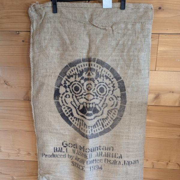 コーヒー麻袋　インドネシア　ゴッドマウンテン (裏面なし)　約80cm×55cm