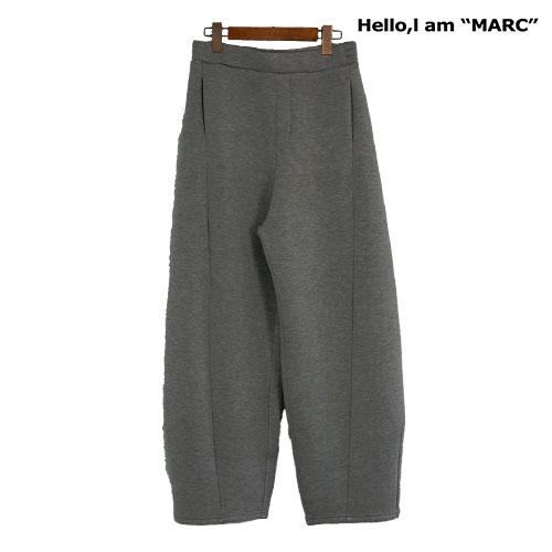 Hello! I am "MARC" 新着 スエットパンツ カーブシルエット カーブパンツ 後ろポケ...