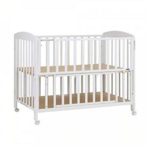 カトージ KATOJI 木製ベビーベッド キャスター付き KATOJI 木製ベビーベッド ミニキャスター付き クリーム色 プチバニラ