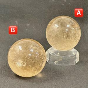 水晶 ロッククリスタル 丸玉 約65ミリ アクリル台付き 天然石