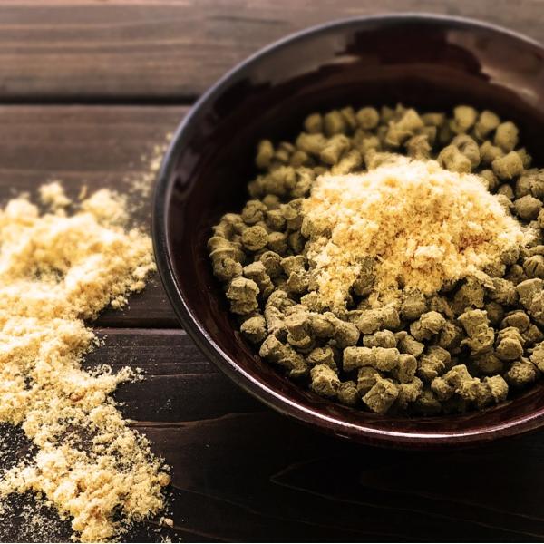 犬 おやつ 無添加国産 鶏肉のふりかけ 25g 手作り ふりかけ 公式 鶏肉 健康 トッピング ご褒...