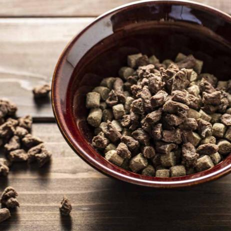 犬 おやつ 国産無添加 馬肉ビッツ　60ｇ 手作り 公式 馬肉 もち麦 ご褒美 トッピング ワンスマ...