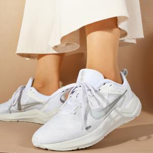 35%off 送料無料 ナイキ ランニングシューズ スニーカー レディース NIKE ダウンシフター12 ホワイト 白 dd9294 100｜phants