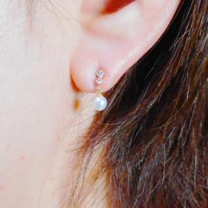 K18イエローゴールド CZ ピアス アメリカンピアス チェーンピアス