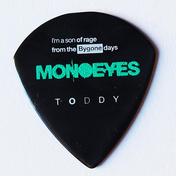 MASTER 8　ピック　MONOEYES　戸高賢史　TODDY1-088　アーティストピック