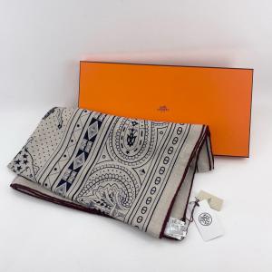 未使用 希少カラー HERMES ストール カレ...の商品画像
