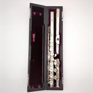 ヤマハ　フルート　YFL212　Eメカニズム　ピントップアーム　銀メッキ ヤマハ フルート YFL212 Eメカニズム ピントップアーム 銀メッキ