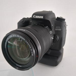 キヤノン　デジタル一眼レフカメラ　EOS 8000D　Canon　24.2M　APS-C　撮影　中古　◆3114/高洲店｜pickupjapan