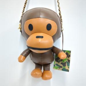 A BATHING APE  MILO BIG PLUSH DOLL ショルダーバッグ BAPE マイロ 未使用品  ◆3115/登呂店｜pickupjapan