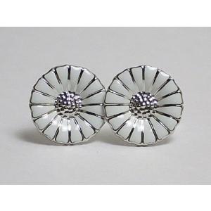 ジョージジェンセン　デイジー　ピアス　シルバーエナメル　ホワイト