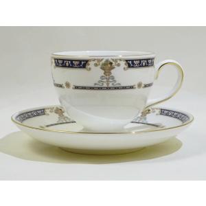 美品 ウェッジウッド 野苺 ワイルドストロベリー 3段 ケーキスタンド 軽食 WEDGWOOD ウェッジウッド ワイルドストロベリー3段ケーキ