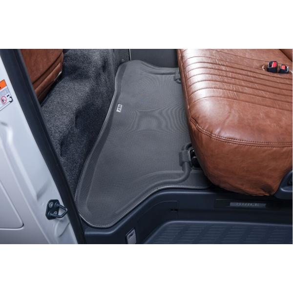 200系 ハイエース  フロアマット　リア 3Dラバーマット 防水　スーパーGL 標準ボディ用