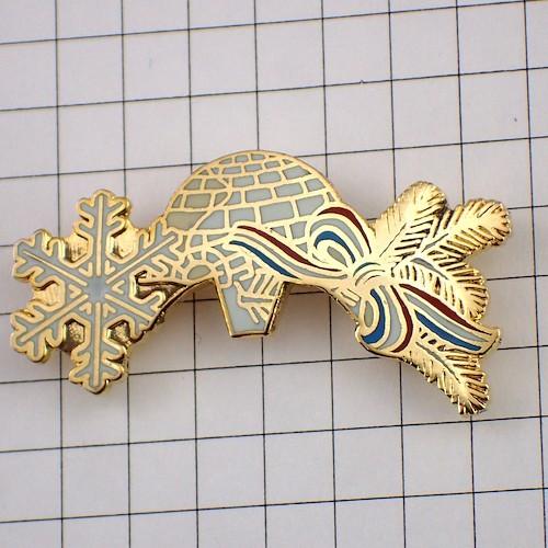 ピンバッジ・イグルーかまくら雪の結晶トリコロールのリボン◆フランス限定ピンズ◆レアなヴィンテージもの...