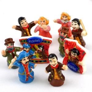 赤ずきんとグリム童話　フェーブ　フェーヴ　フランス　陶器　ミニチュア　置物 赤ずきんとグリム童話 フェーブ フェーヴ フランス 陶器 ミニチュア