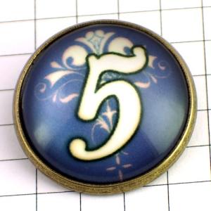 ピンバッジ◆数字「５」 アンティーク風 ピンバッチ 花柄 ナンバー 番号 CABOCHON DIGIT NUMBER #5 ピンズ｜pinsmarche