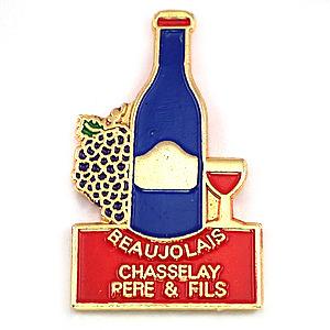 ピンバッジ・ブルゴーニュ産ボジョレー赤ワイン瓶とブドウの房◆フランス限定ピンズ◆レアなヴィンテージも...