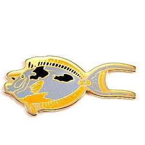 ピンバッジ・二枚貝ホタテ貝の紋章◇フランス限定ピンズ◇レアな