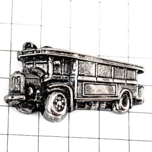 ピンバッジ・オールドカー路線バス車シルバー銀色◆フランス限定ピンズ◆レアなヴィンテージものピンバッチ