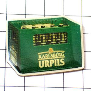 ピンバッジ・カールスバーグ酒ビールのケース◆フランス限定ピンズ◆レアなヴィンテージものピンバッチ