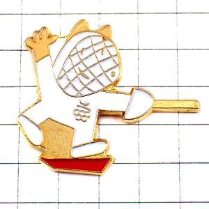 ピンバッジ・コビー犬バルセロナ五輪フェンシング選手スペイン夏季オリンピック中古品ビンテージ COBI BARCELONA-1992 SPAIN FENCING