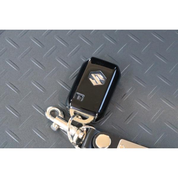 JB64/JB74ジムニー/ジムニーシエラ用 スズキ純正 携帯リモコンカバー「ピアノブラック」JB6...