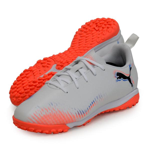 プーマ PUMA  フューチャー 8 プレイ TT + MID JR  ジュニアサッカートレーニング...