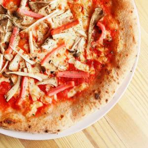 ピザ　冷凍　ベーコンとキノコのトマトソース　最高級小麦粉　カプート社　サッコロッソ使用｜pizza-shokudoh