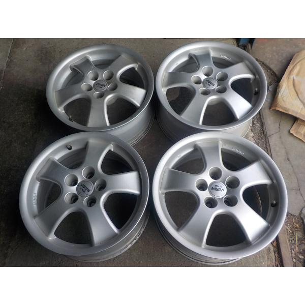 ■VWゴルフ４　ニュービートル　ボーラ　rial　VIPER16インチアルミ4本セット　7J+42　...