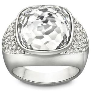 SWAROVSKI スワロフスキー Swarovski 指輪 リーフ型 雪 LOUISON